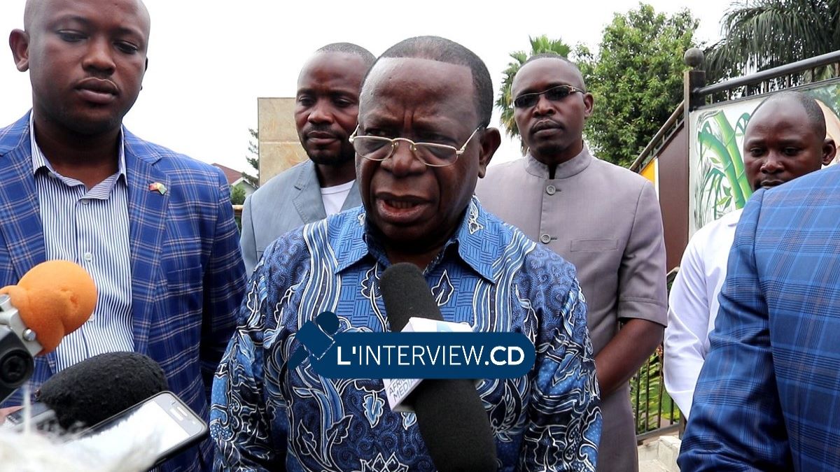Bahati Lukwabo suspendu du FCC pour insubordination à Joseph Kabila