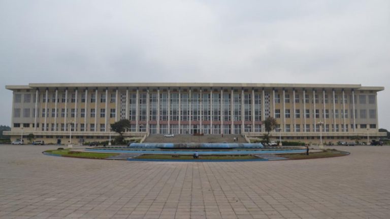 parlement-rdc-palais-peuple_Bureau du Sénat