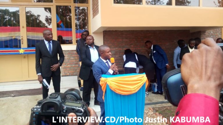 carly nzanzu kasivita .chefferie de bwisha