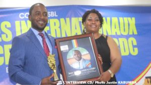 première édition des trophées excellents de la rdc député Jean Paul Lumbulumbu