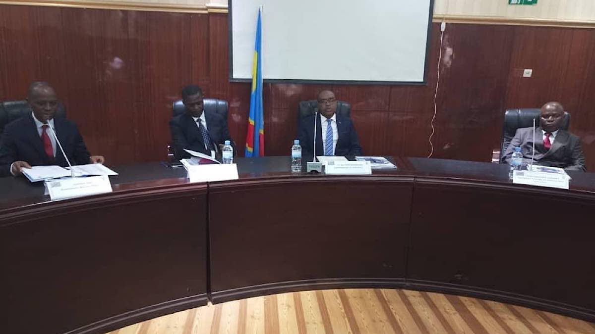 Sud-Kivu gouvernement provinciaux décentralisation