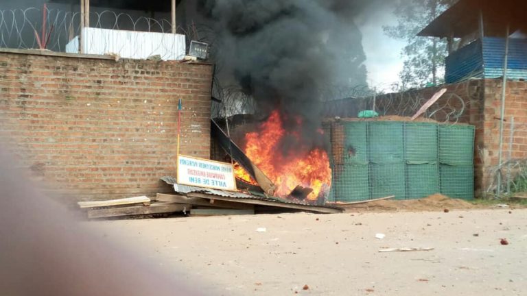 Beni base de la Monusco incendiée