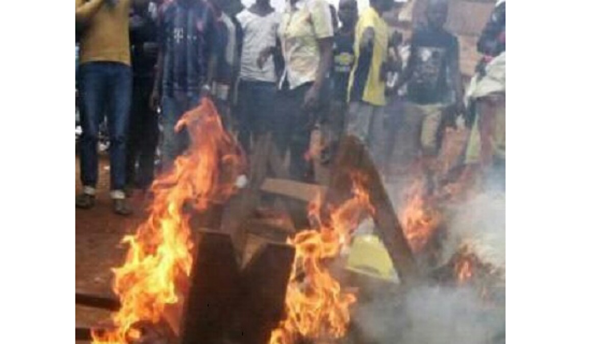 Rutshuru 2 jeunes kidnappeurs brûlés vifs