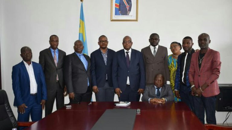 les élus udps avec le vpm Gilbert Kankonde