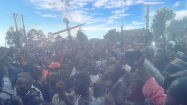 Beni Les civils en colère en nobili