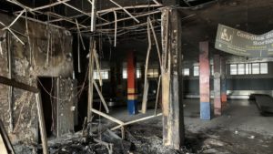 Feu incendie aéroport de ndjili