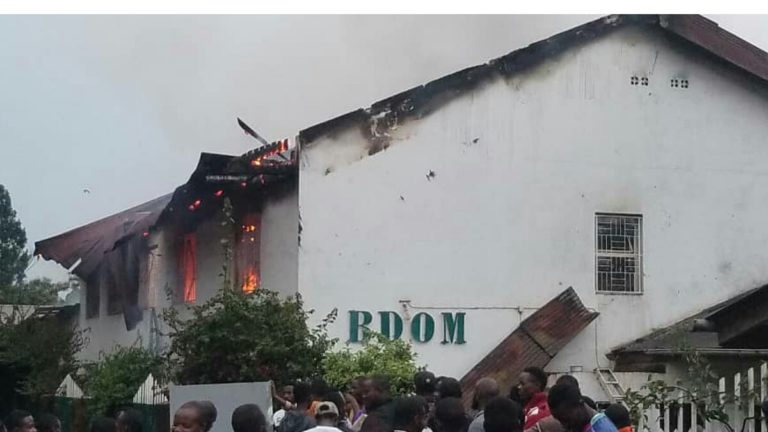Bukavu  Le laboratoire contenant les médicaments de l'archidiocèse partie en fumée