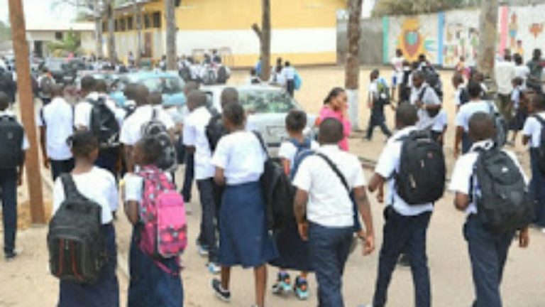 Gratuité de l'enseignement à la veille des examens les enseignants en gréve