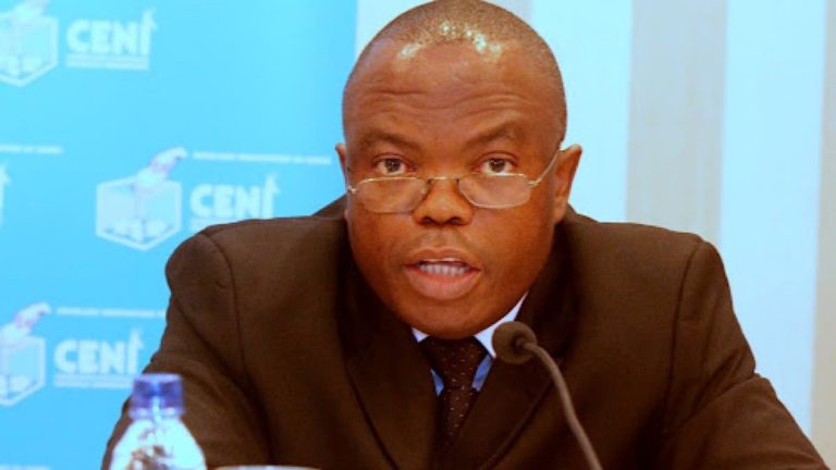 Pasteur Ngoyi Mulunda