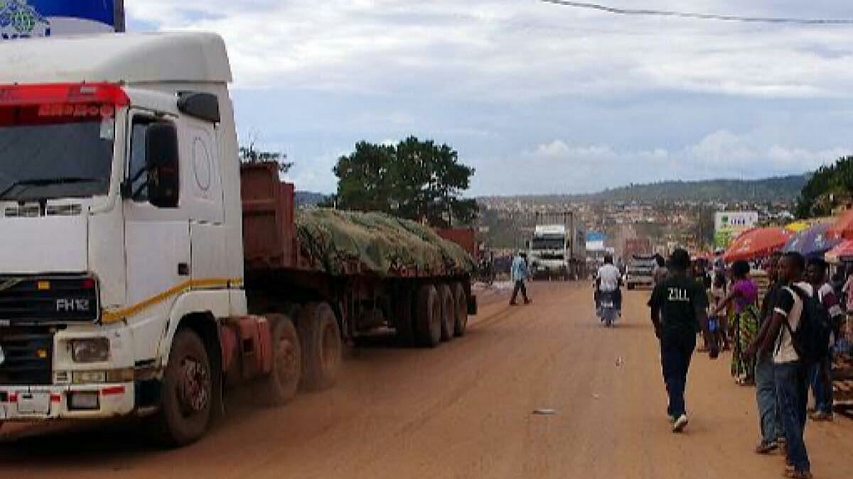 Kasumbalesa Fraude la police intercepte un Camion