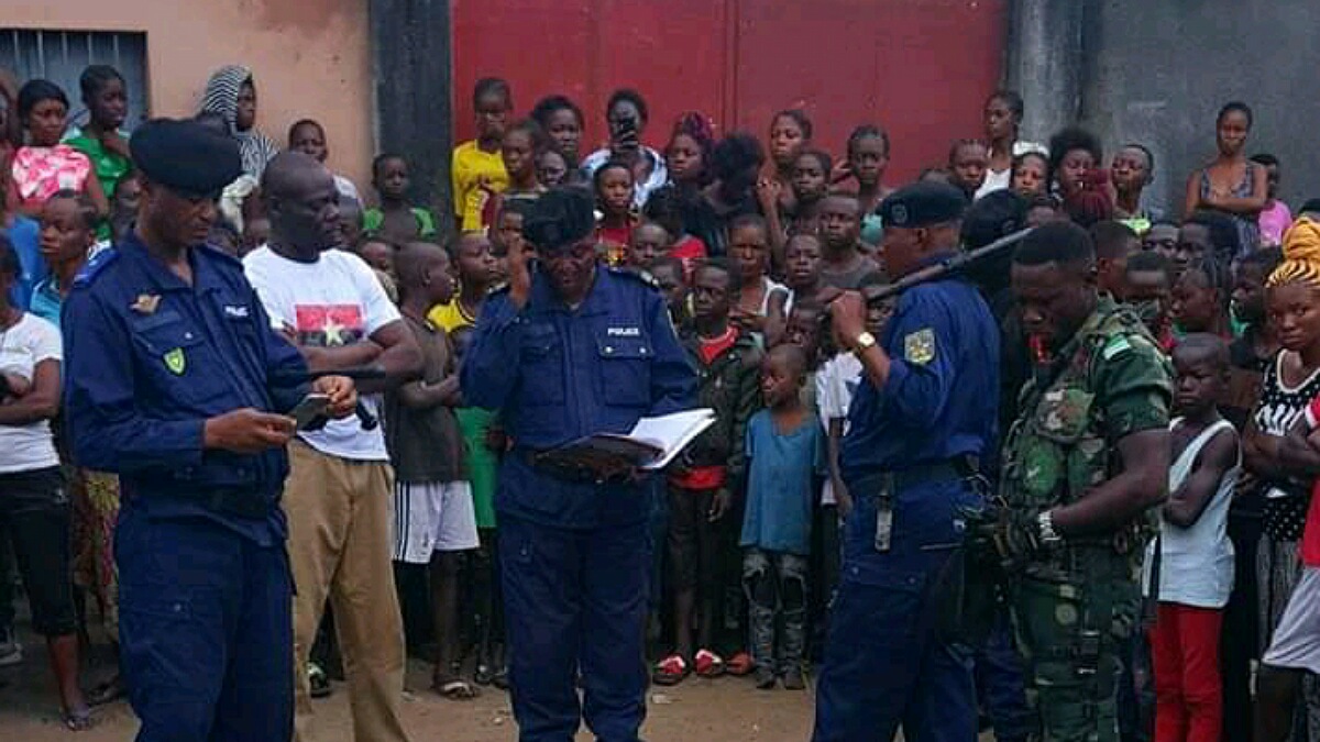 Kuluna brûlé vif par la population à Kimbanseke