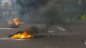 Quelques militants de l'UDPS en colère contre la suspension du gouverneur de Ngaliema