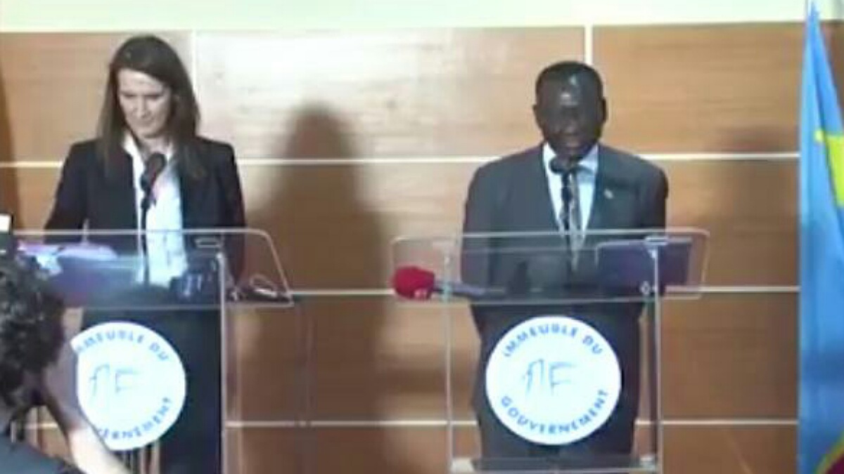 Sylvestre Ilunkamba et son homologue de la Belgique, Sophie Wilmès,