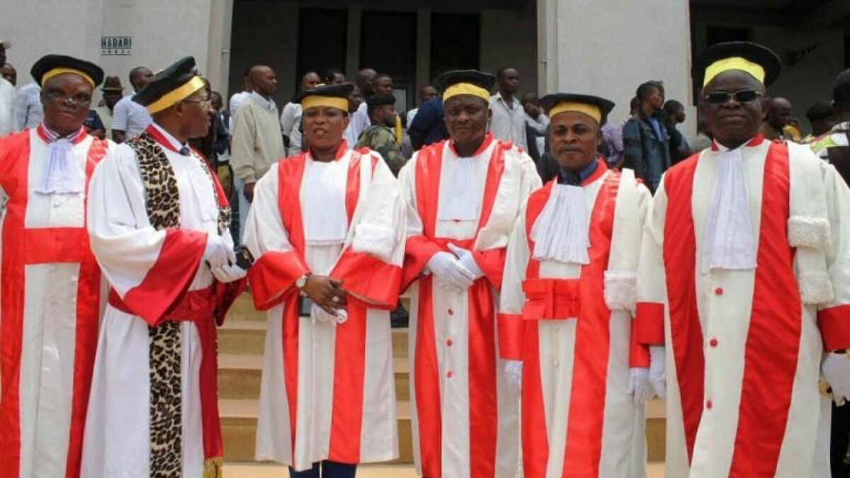 les magistrats suspendent leur grève