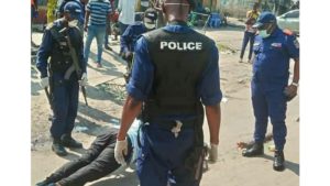 pour non respect des mesures prises, le général S. Kasongo décide de punir sévèrement tous les chauffeurs de taxis