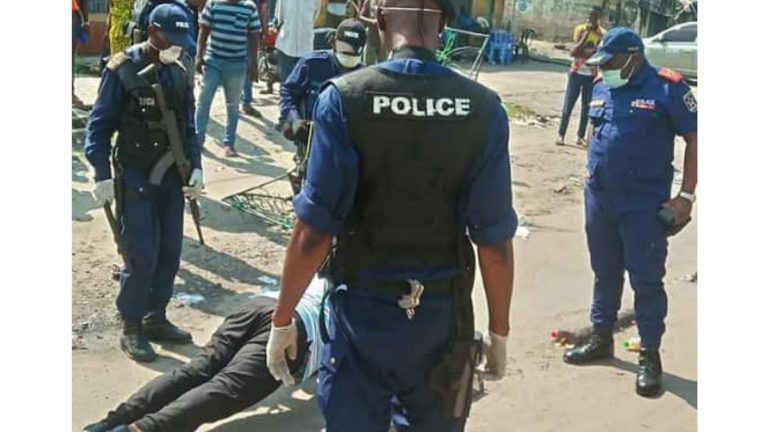 pour non respect des mesures prises, le général S. Kasongo décide de punir sévèrement tous les chauffeurs de taxis
