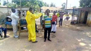 Kasaï Oriental - Covid19 un prélèvement de température organisé