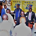 Norbert BASENGEZI KATINTIMA haut cadre de ce parti en séjour à Bukavu.