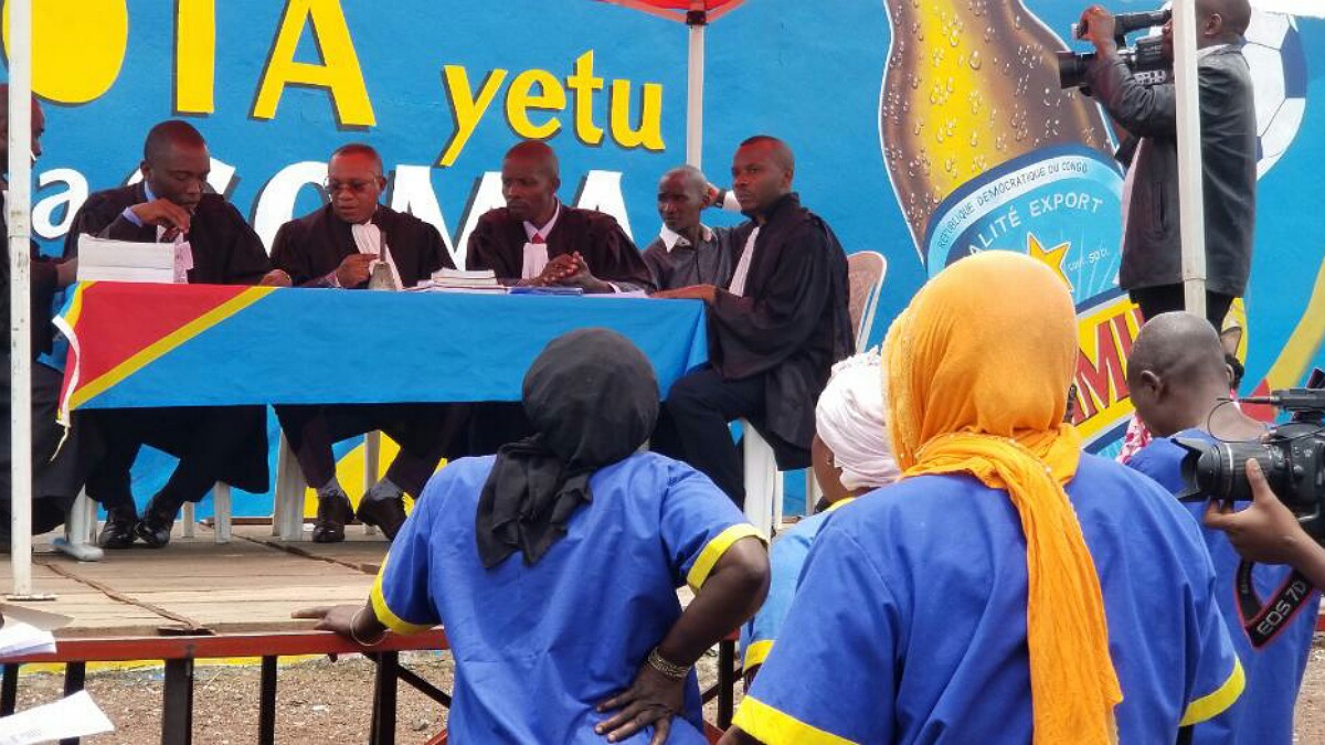 Nord-kivu 5 présumés kidnappeurs d'enfants comparaissent dans une audience publique à Goma