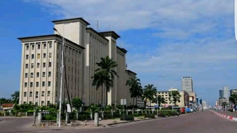 Tous les bâtiments de l'État seront désinfectés COVID19