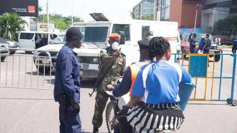 recommandation le port des masques dans les lieux publics RDC