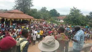 Beni : Présentation des 26 otages libérés par les ADF