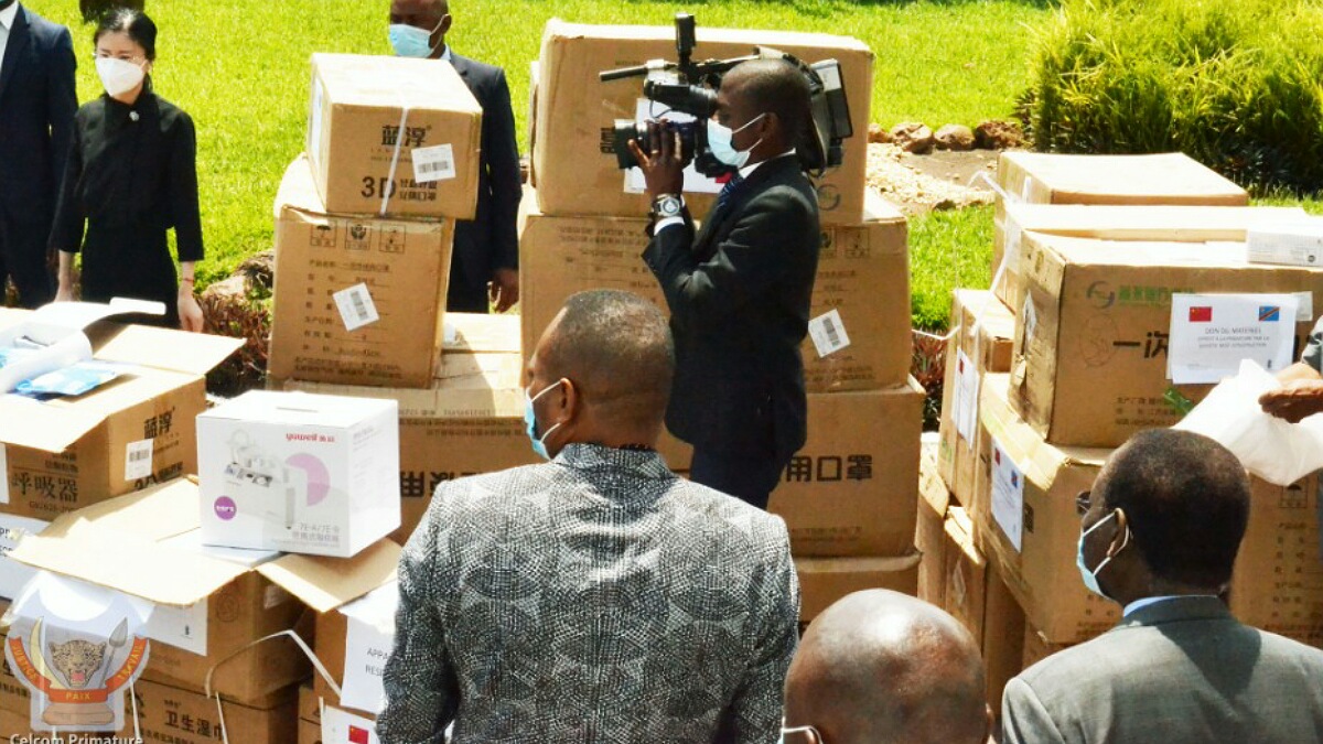 NEST CONSTRUCTION SARL" a fait un don des masques, gants et appareils respiratoires