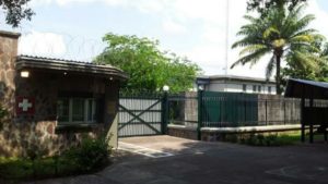 la Suisse octroie plus de 4 millions de dollars