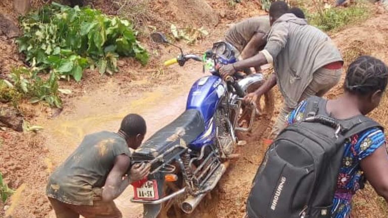Trafic coupé entre Bukavu et Goma sur la RN2 à Kalehe,
