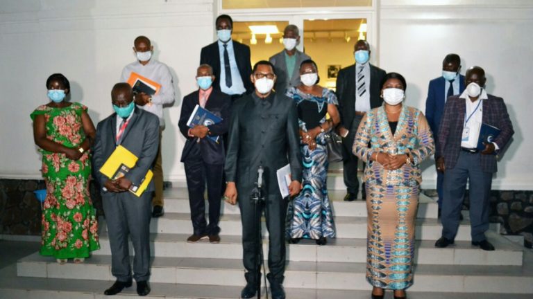 jose panda et les chercheurs congolais à la primature