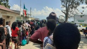 Au moins 800 personnes jadis bloquées au Burundi ont foulé le sol congolais