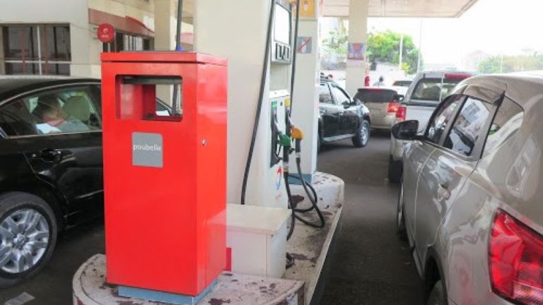 pompe essence prix des produits pétroliers en baisse