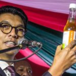 Le président Rajoelina a invité les écoliers à boire le Covid-Organics