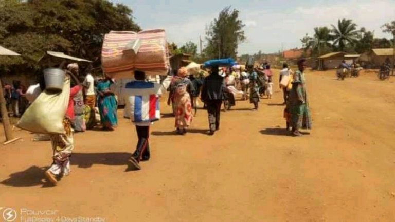 Beni : la population se déplace massivement