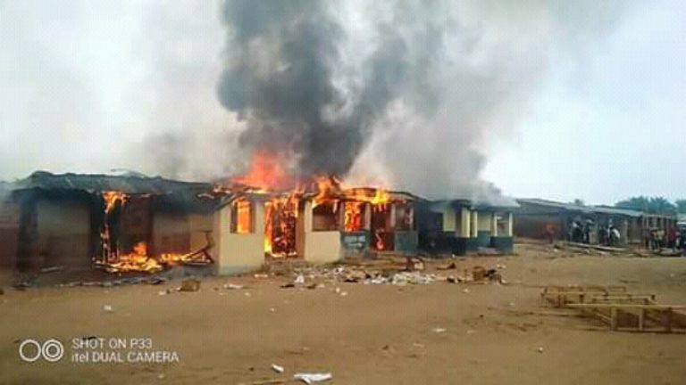 Incendie d'un grand dépôt pharmaceutique à Bena-Dibele