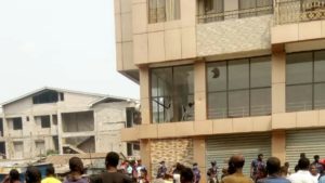 un immeuble appartenant à Shadary sauvé de justesse