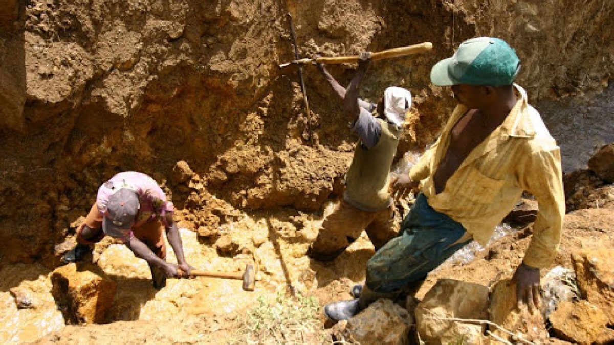 Ituri : 2 orpailleurs trouvent la mort lors d’un éboulement dans un carré minier à Mambasa