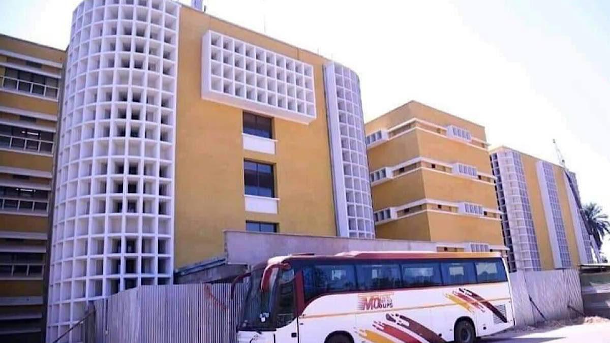 Lubumbashi : "Je n’accepterais jamais qu’une partie de l’espace de l’Hopital Jason Sendwe soit vendue à un sujet libanais pour ériger un complexe commercial" (J-C Muyambo) 1 Lubumbashi : “Je n’accepterais jamais qu’une partie de l’espace de l’Hopital Jason Sendwe soit vendue à un sujet libanais pour ériger un complexe commercial” (J-C Muyambo)