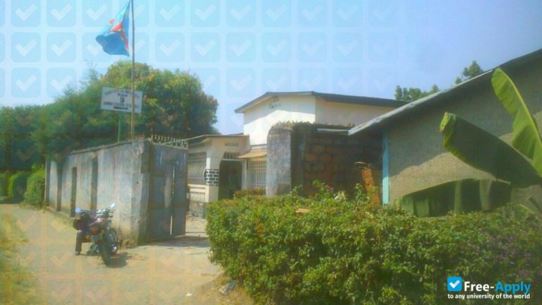 l'Université de Mwene-ditu