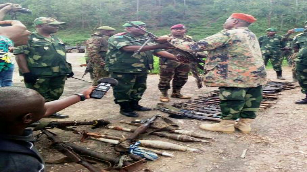 Masisi : des combattants du groupe NDC-R et leurs armes, se sont rendus aux FARDC