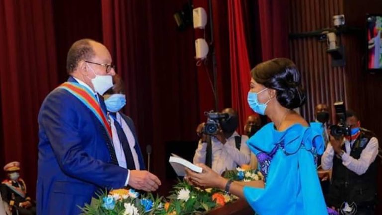 Kengo Wa Dondo et jeannine mabunda