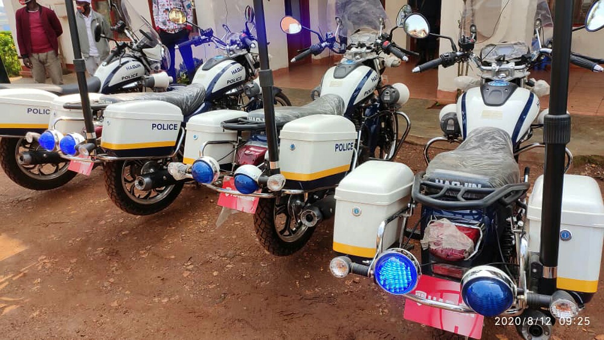 la PNC/Butembo dotée de 4 motos pour sa mobilité