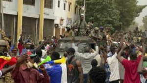 Mali : Le président et son premier ministre arrêtés