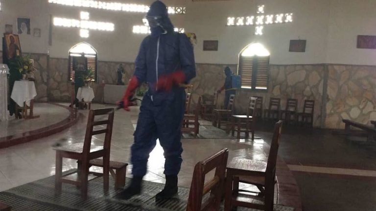Caritas lance une campagne de désinfection des églises à Kabinda