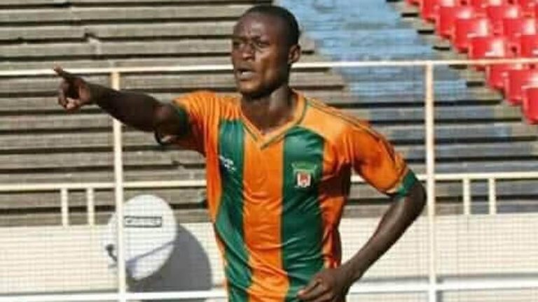 joueur foot rainessance