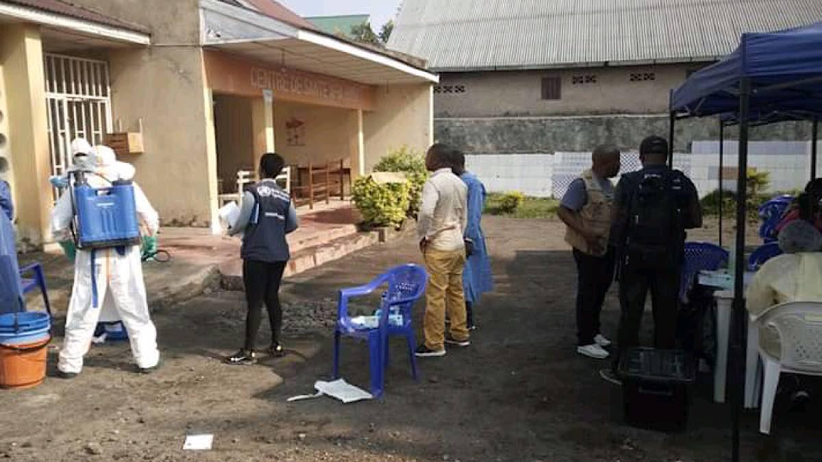 médecin au quartier Himbi