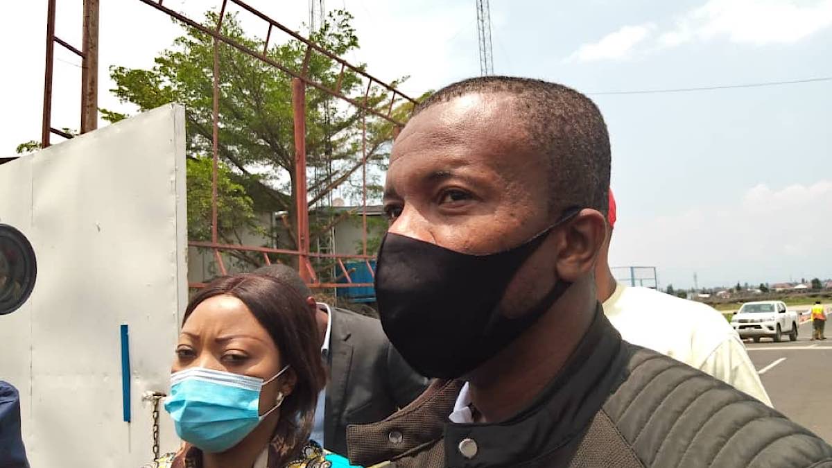 048378B6 BCC0 4E98 8062 89F9E1C0AB5C