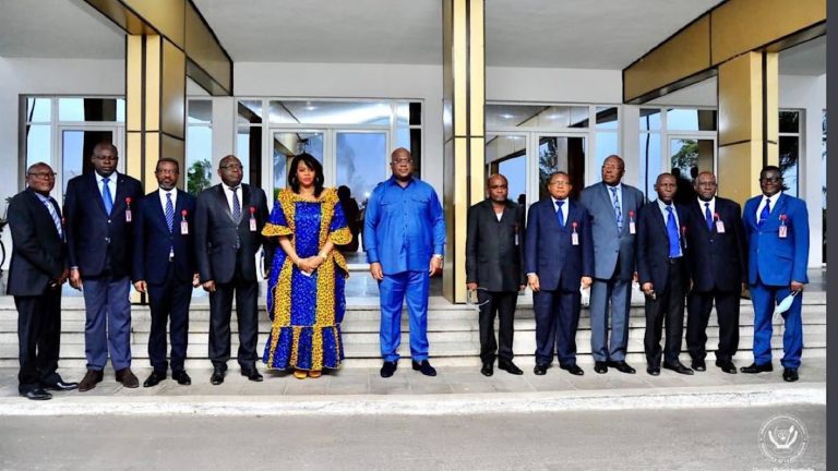 Félix Tshisekedi et les Professeurs Unikin