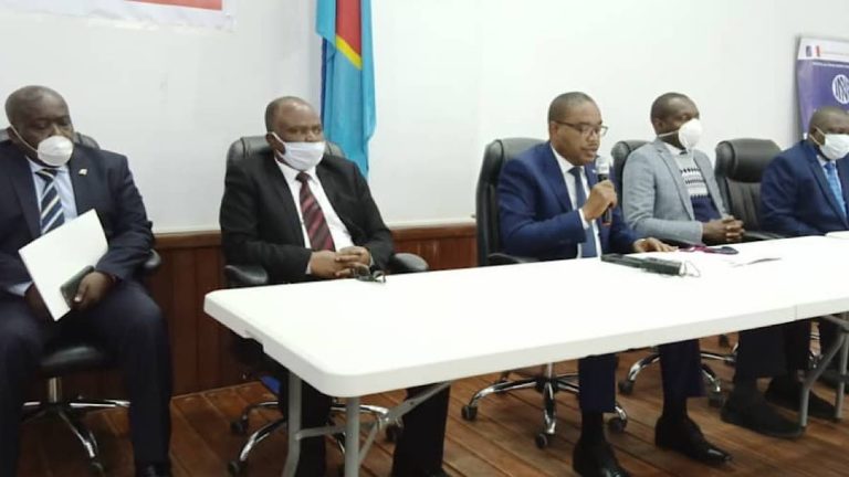 gouverneur de province Théo Ngwabidje