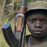 des enfants mineurs recrutés par un groupe rebelle